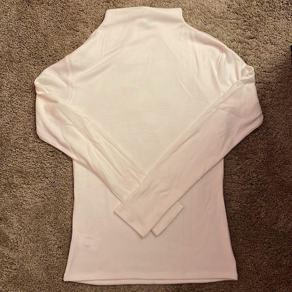 Express Sweater - Picture 2 of 6